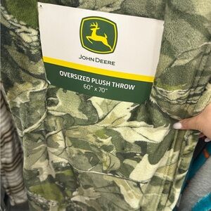 John Deere Oversized Plush Throw Blanket - Camo Leaf Design (60" x 70")